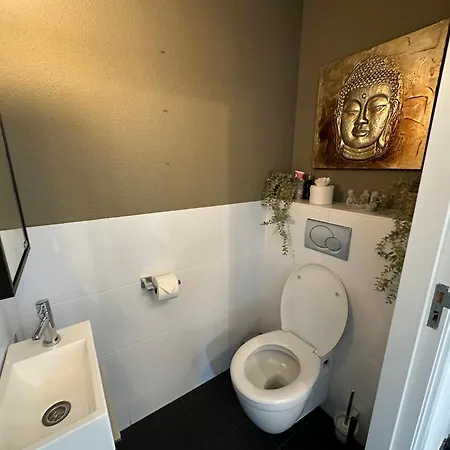 Groot Vakantiehuis Nabij Amsterdam Inclusief Jacuzzi Zeewolde Exterior photo