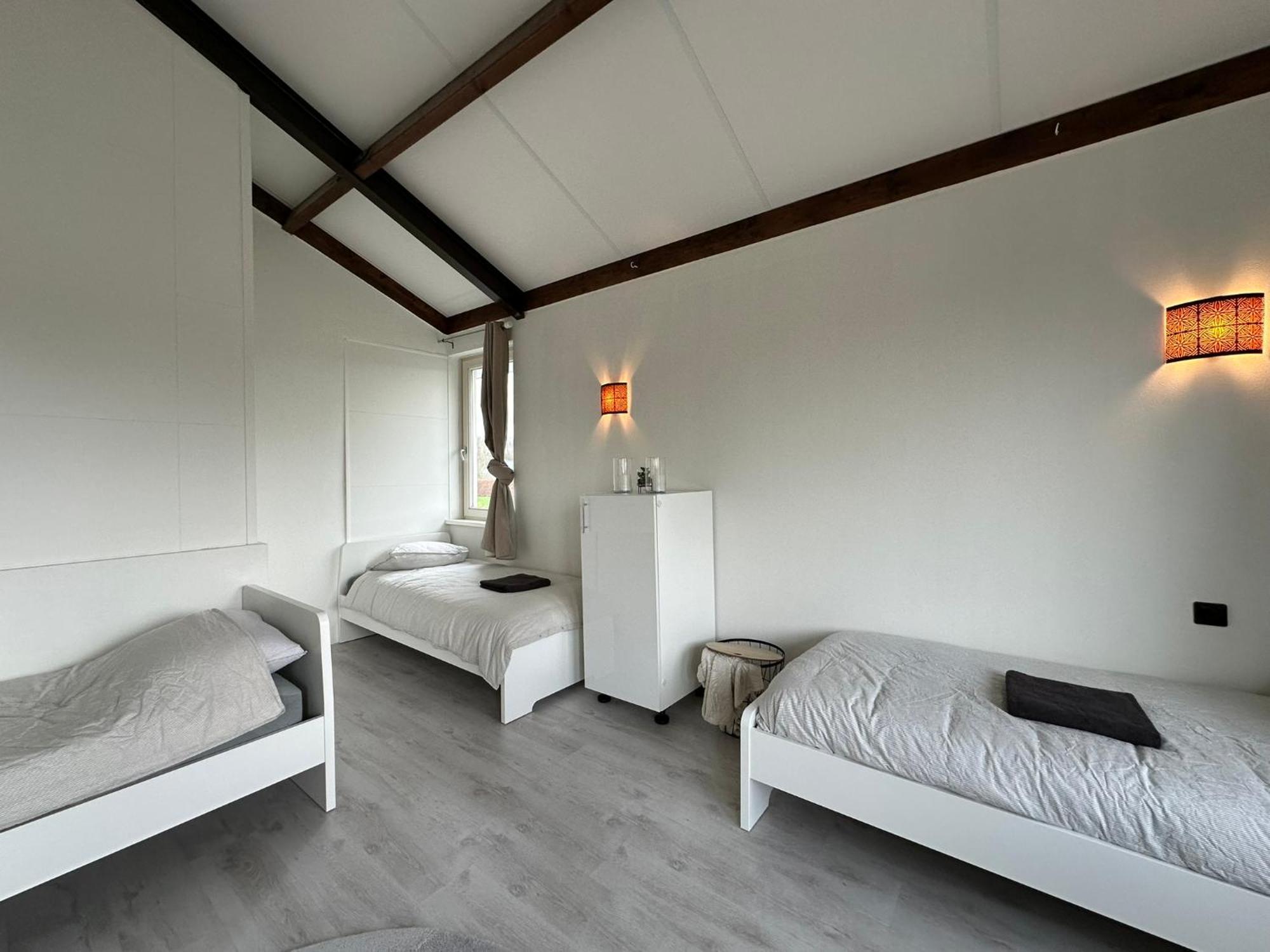 Groot Nabij Amsterdam Inclusief Jacuzzi Zeewolde